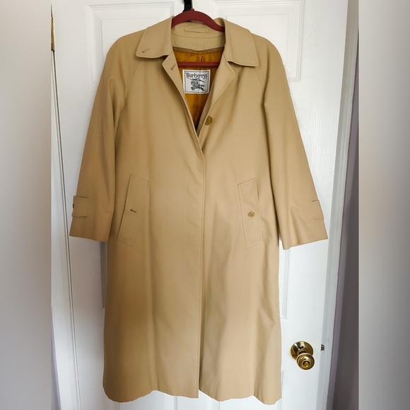Sold! BURBERRY Classic Trench Coat 🧥 Size Small Medium - Picture 2 of 10